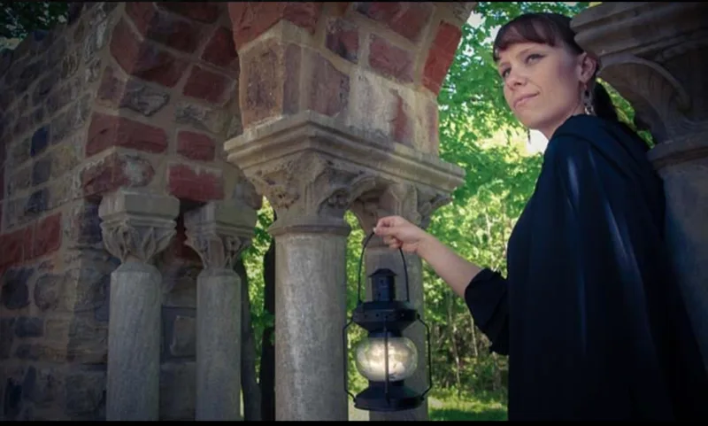 Ghosts of the Mackenzie King Estate