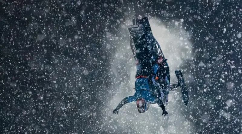 Barbegazi – Freestyle Snowmobile Show