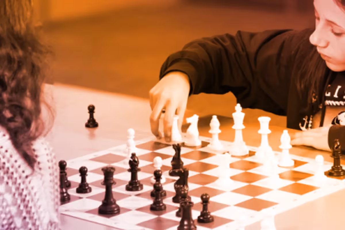 Teen Chess Club | Club d'échecs jeunesse