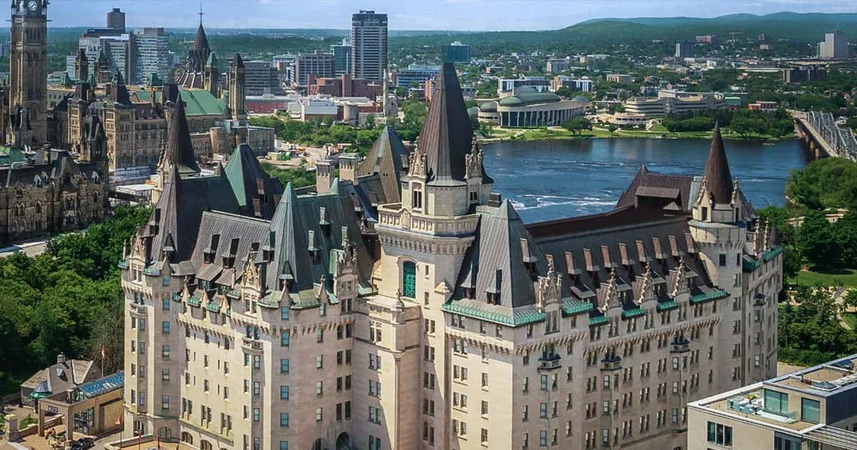 Secrets of the Château Laurier – Hotel Tour