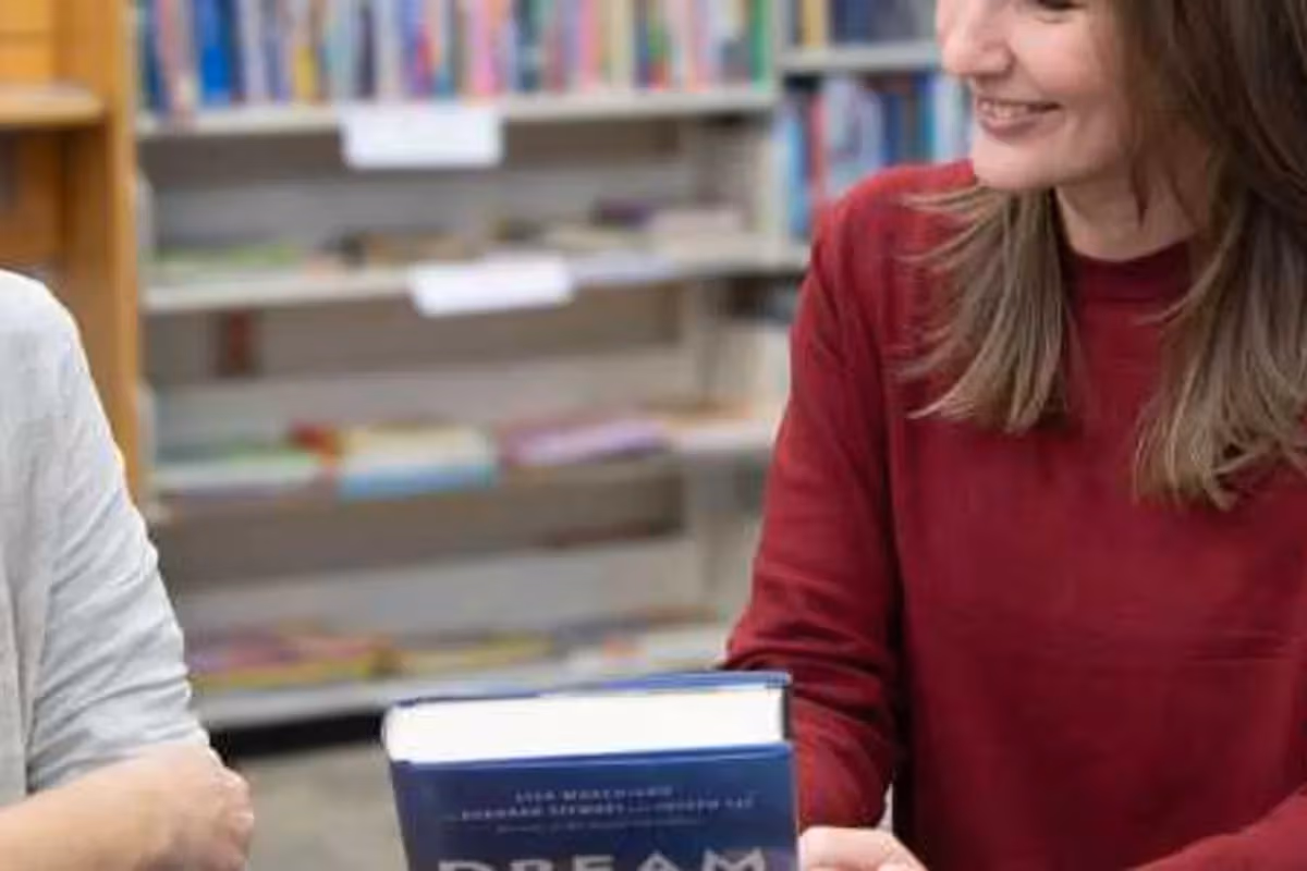 Library Pop-Up: Reading Recommendations and Read-a-like Tools