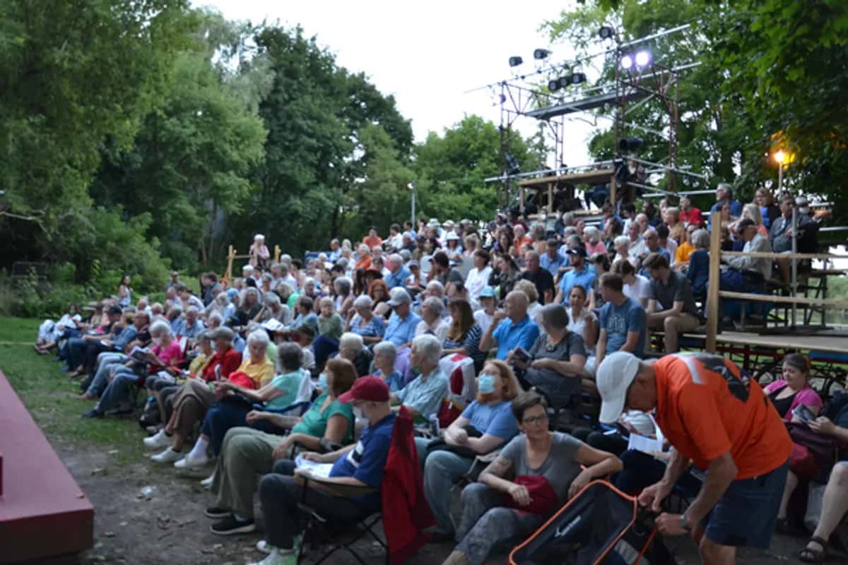 Theatre Under the Stars: Mirandolina