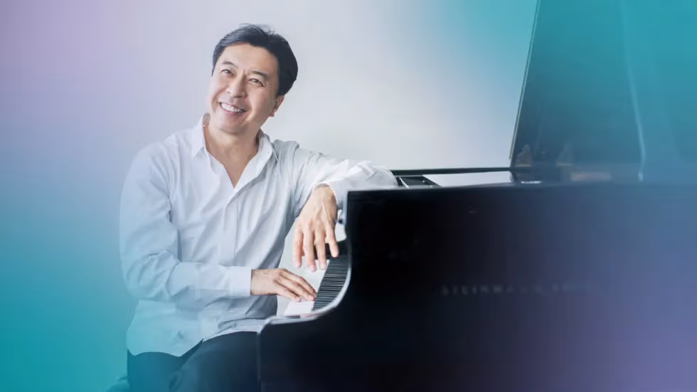 Makoto Ozone Plays Rachmaninoff: and Gemma New conducts Pictures at an Exhibition