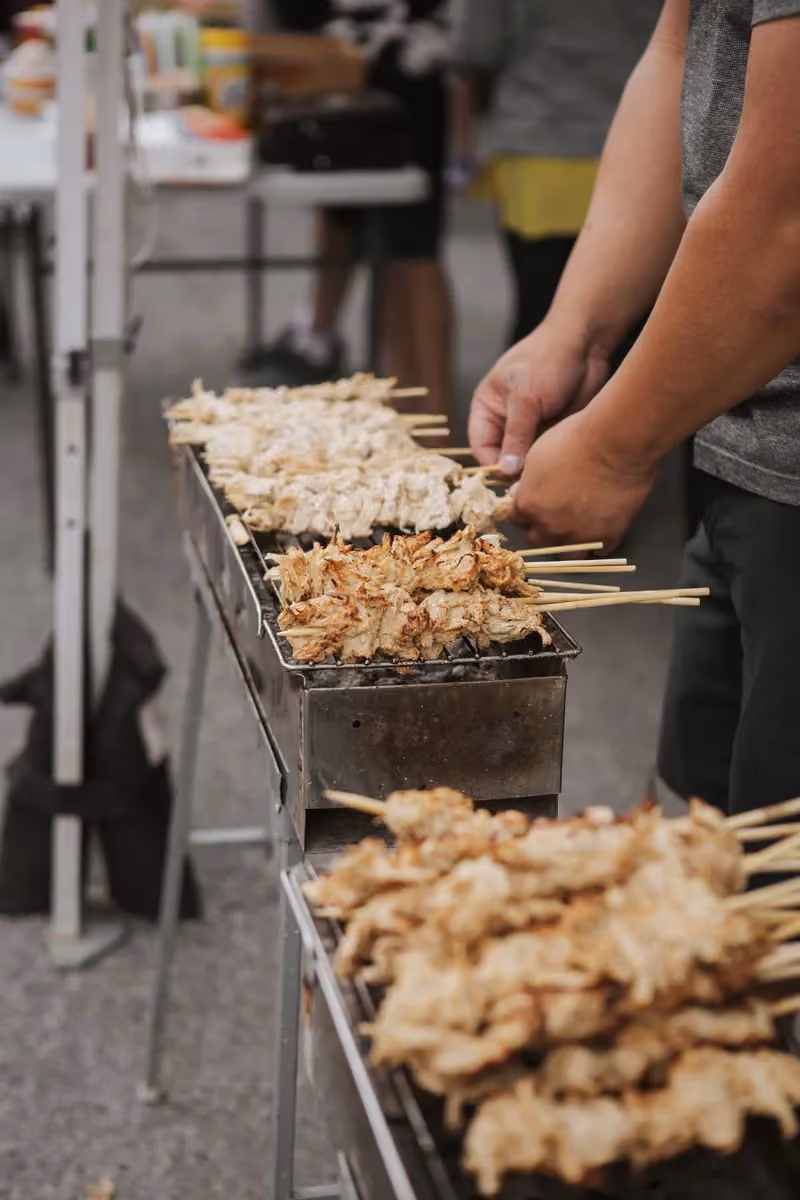 Vegans Who Snack Food and Art Festival - Oct