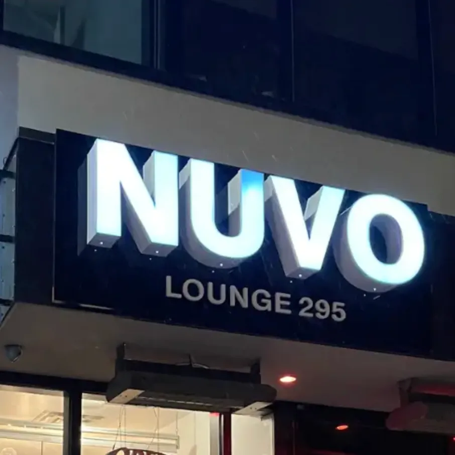 NUVO Lounge 295
