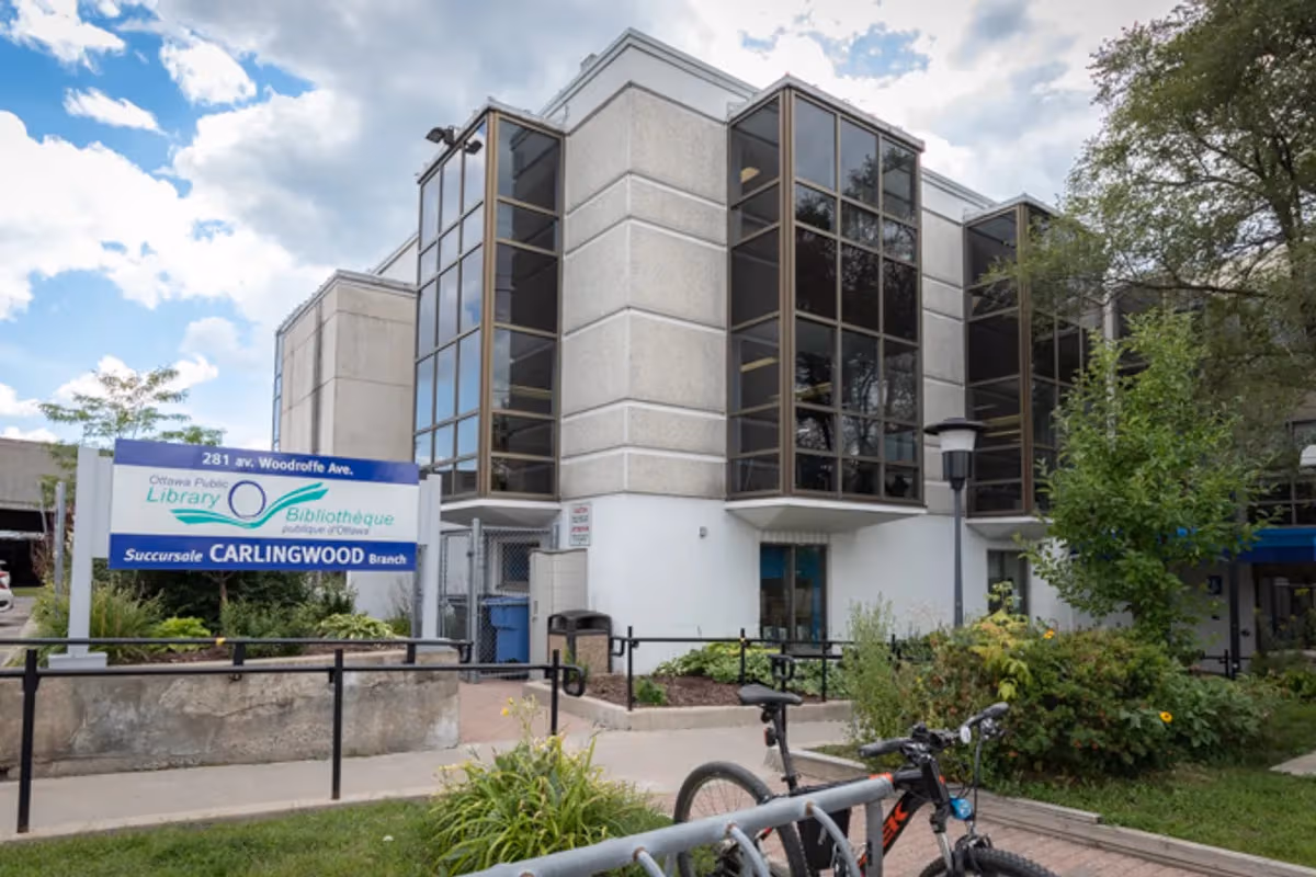 Ottawa Public Library — Carlingwood