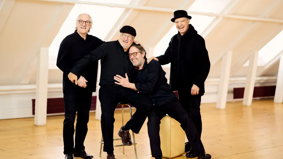 Les Charbonniers de l'enfer: The F-I FI, N-I NI show