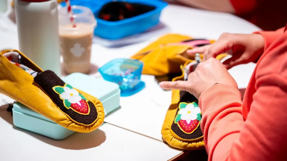 Beaded Vamp and Moccasin Workshop: with Colleen Nolan